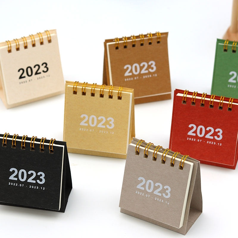 Calendário Simples de Mesa 2023